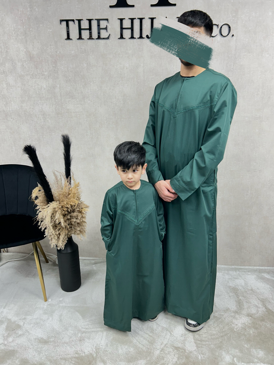 Kid’s Emirati Thobe